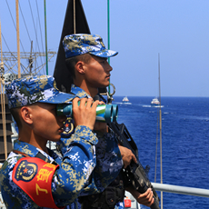 “護(hù)航先鋒”?？谂灒阂娮C中國海軍護(hù)航十年