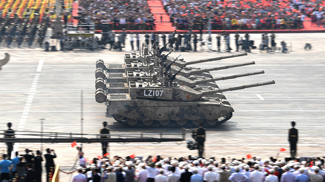 人民網(wǎng)評(píng)：大閱兵，彰顯新時(shí)代人民軍隊(duì)風(fēng)采
