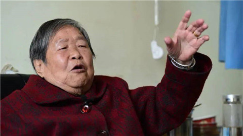 渡江英雄馬毛姐：跟著共產黨，老百姓才有好日子過