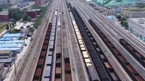 鐵路人堅守在崗 保障中歐班列高質量開行