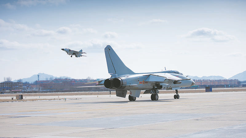鷹擊長空！北部戰(zhàn)區(qū)海軍航空兵某旅飛行訓(xùn)練影像