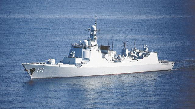 海軍海口艦認真學習宣傳貫徹黨的二十大精神