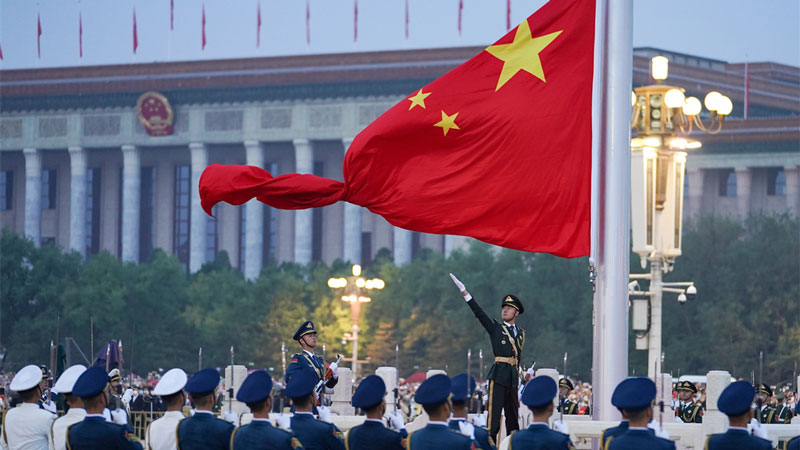 了不起的中國軍人丨高光時(shí)刻之外,儀仗兵有著這樣的平凡世界